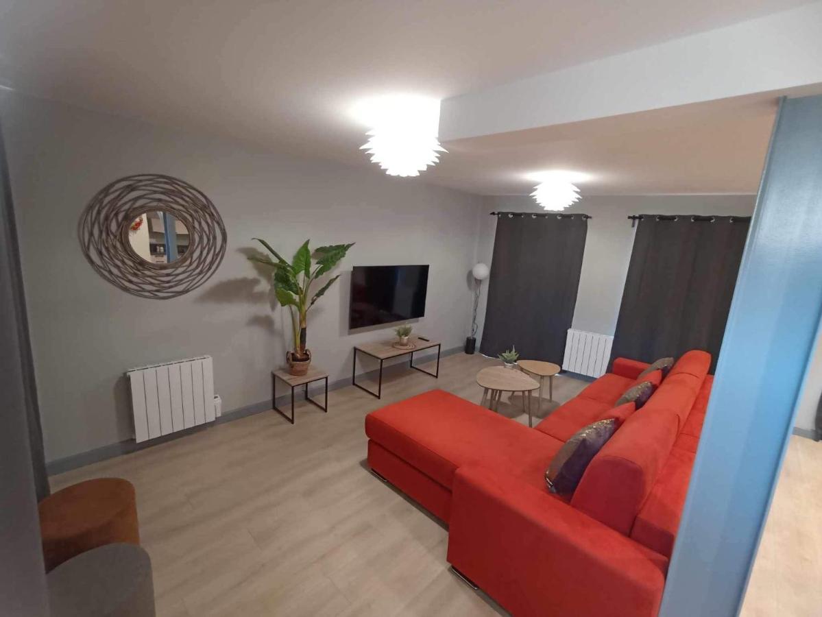 Le Palais Duplex Apartment Autun Bagian luar foto