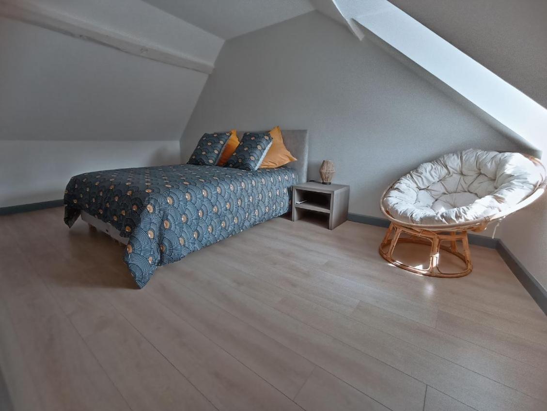 Le Palais Duplex Apartment Autun Bagian luar foto